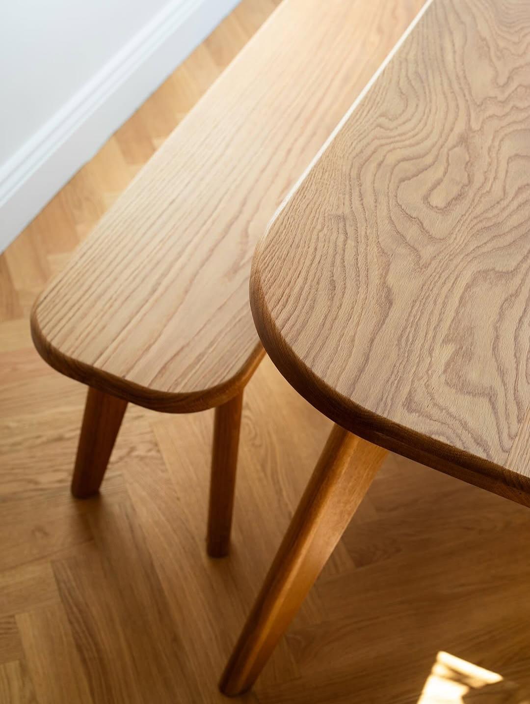 Furniture With Legs vs Without