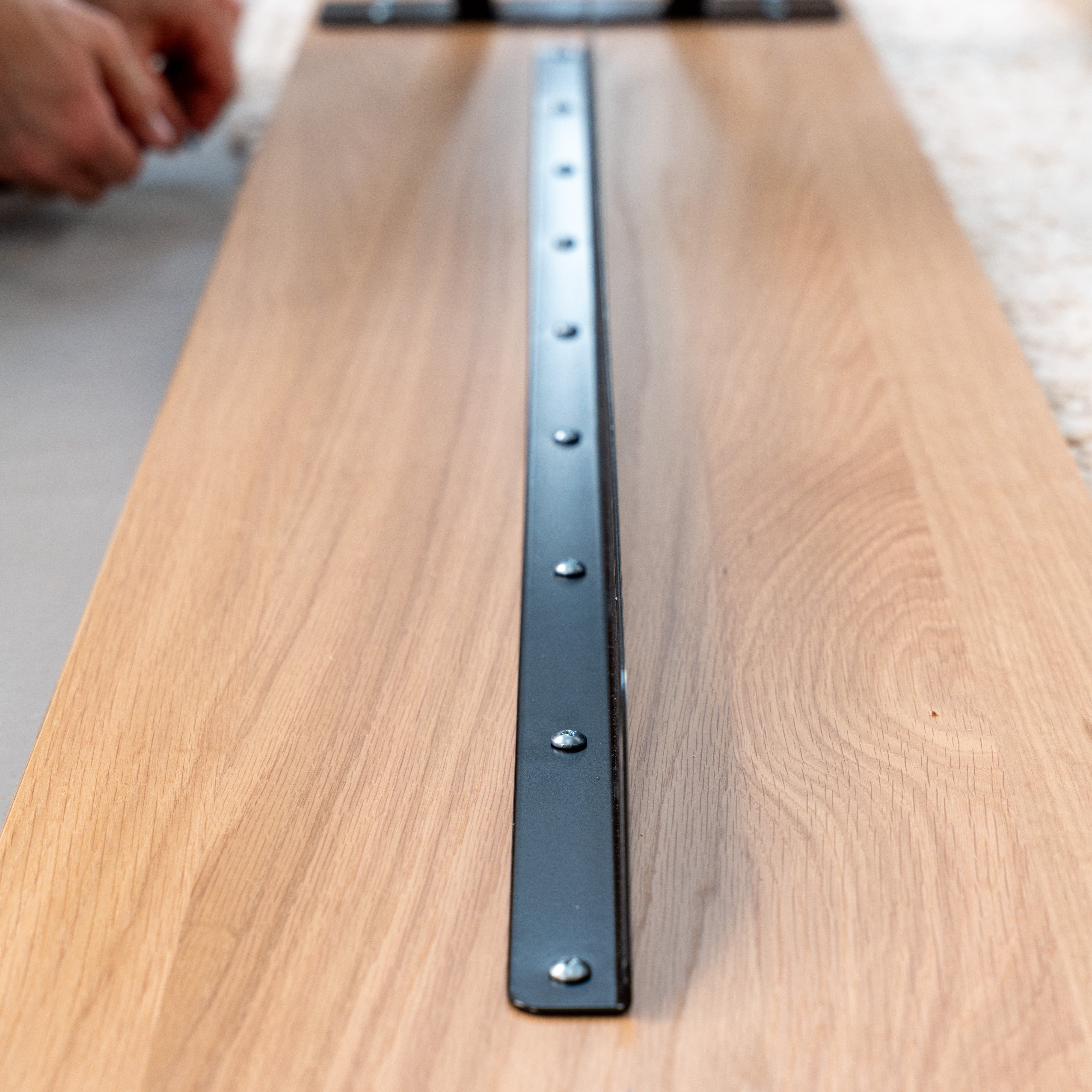 l-channel-installed-screws-4000sq--a241c516.jpg