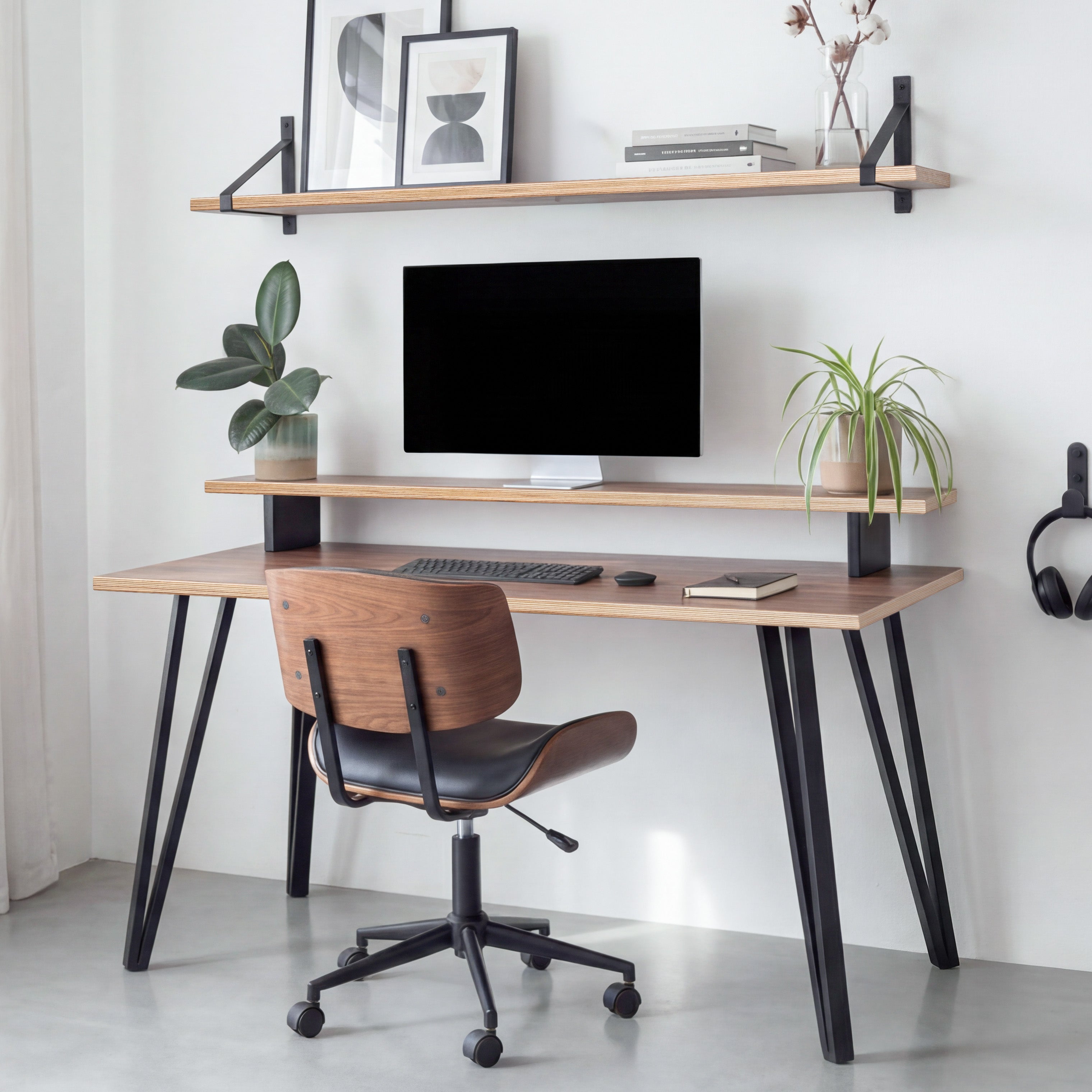 walnut-computer-desk-main-3040sq.jpg